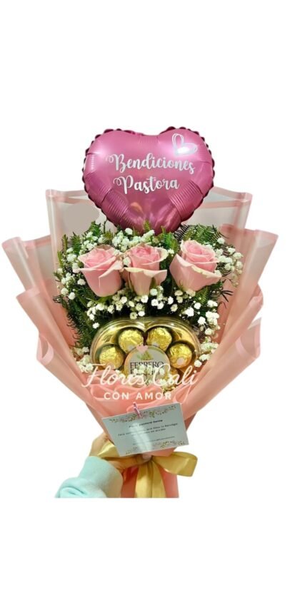 Bouquet de Rosas Rosadas con Chocolates Ferrero 14