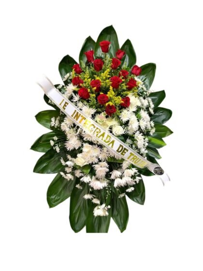 Corona Fúnebre con Rosas Rojas y Crisantemo Blancas 20